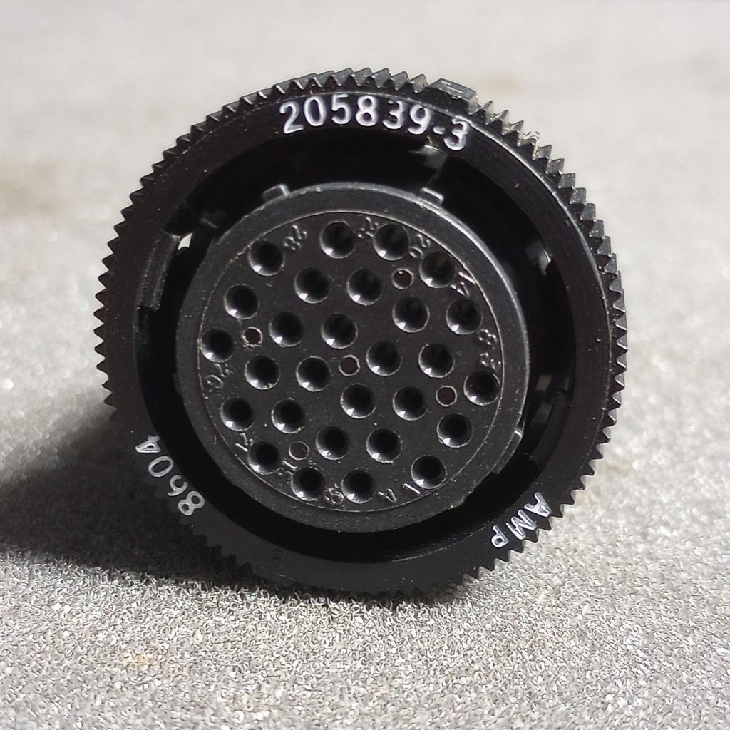 205839-3