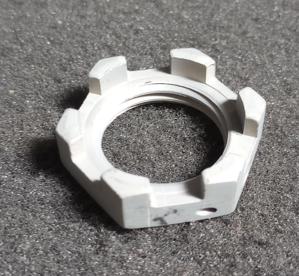856A