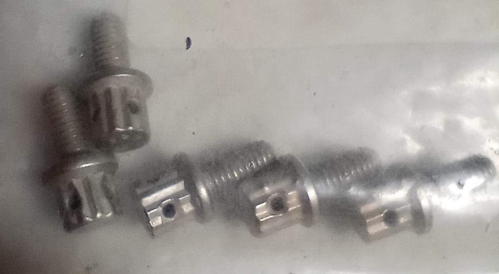 R1060P003NL