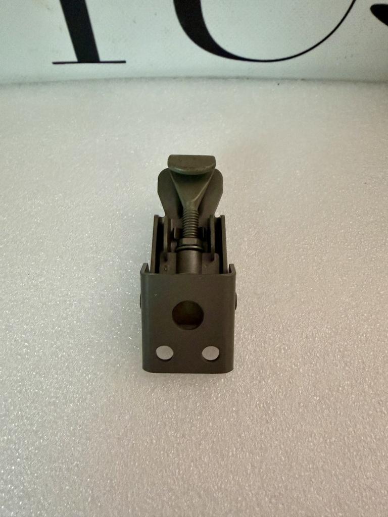 TL100AXE12L