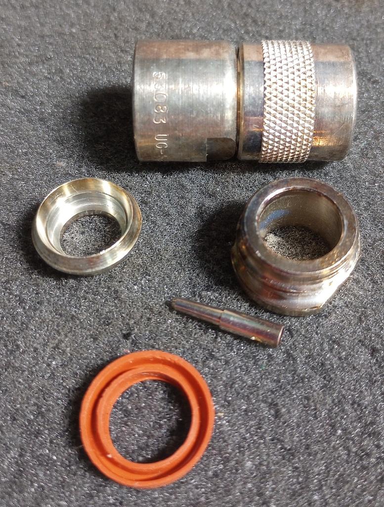 UG-573A/U53083