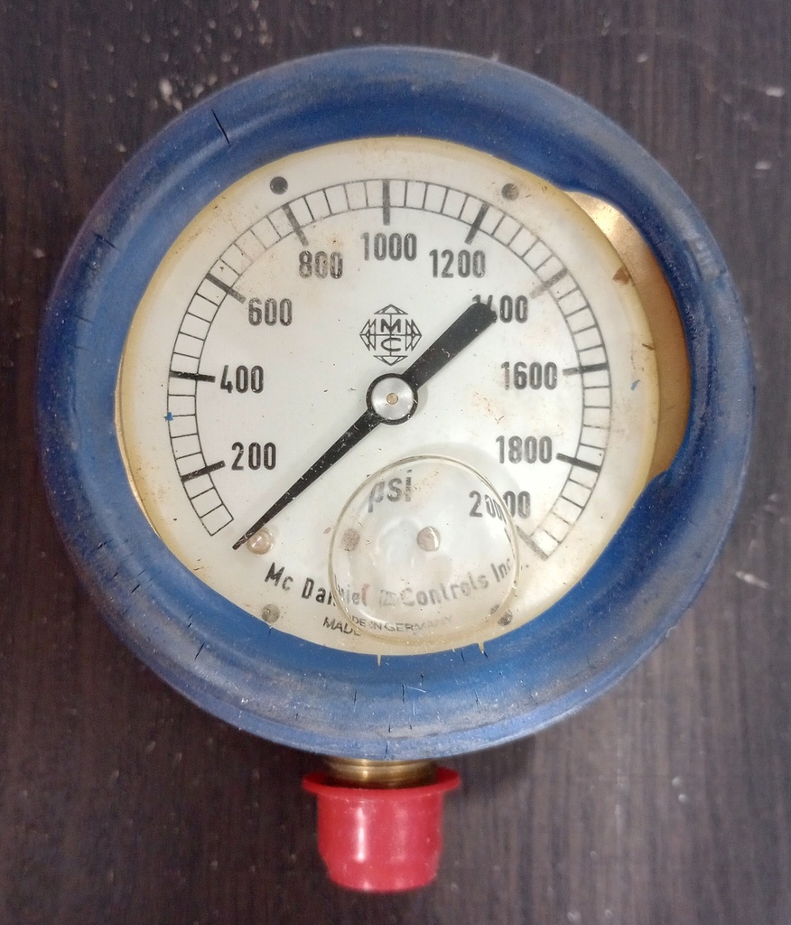 LiquidFilledPressureGauge