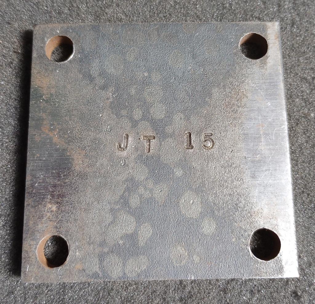 SquareMetalPlates