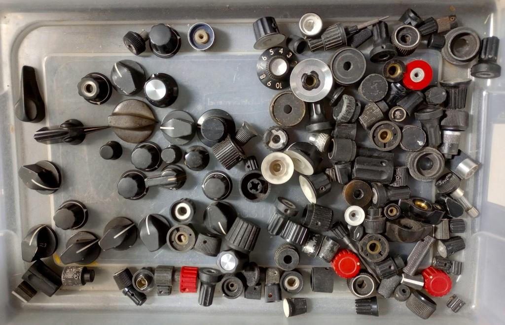 Assorted Knobs & Dials 