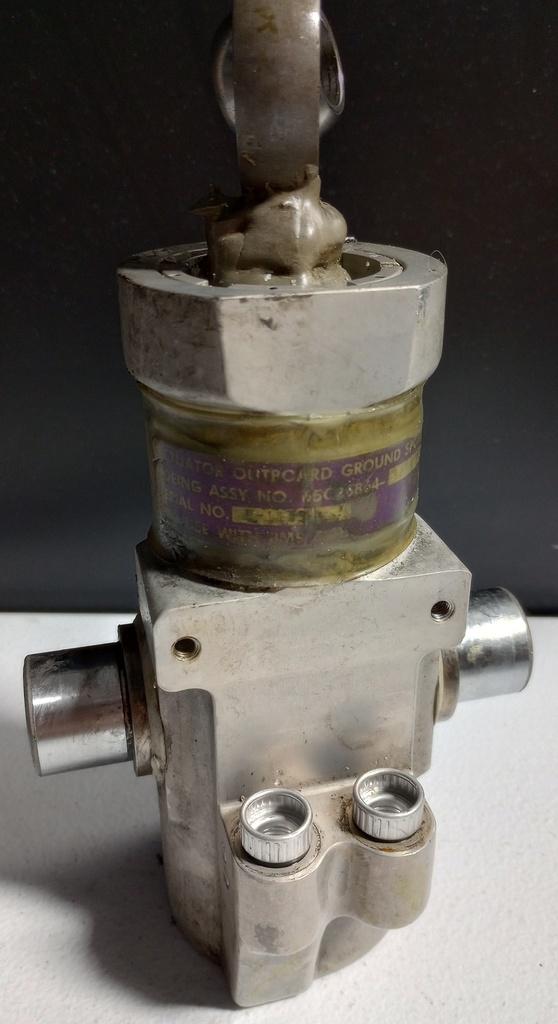 65C26864-3