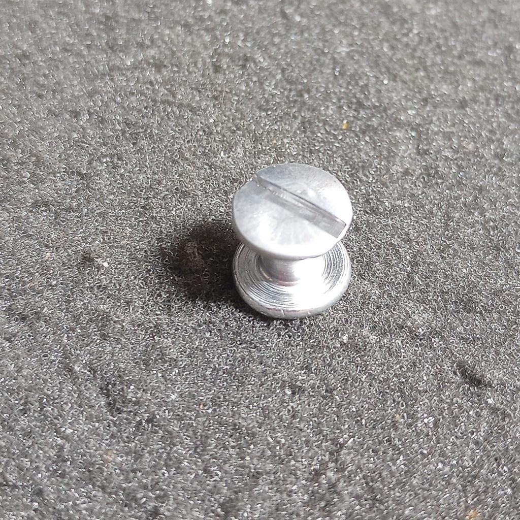 1/4BinderNut