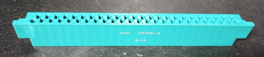 531590-6