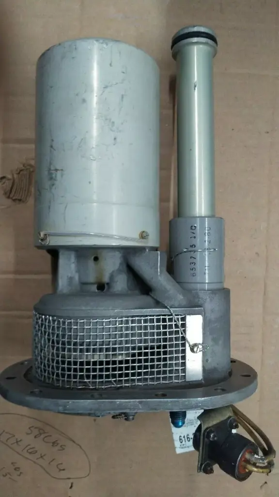 5653744-501