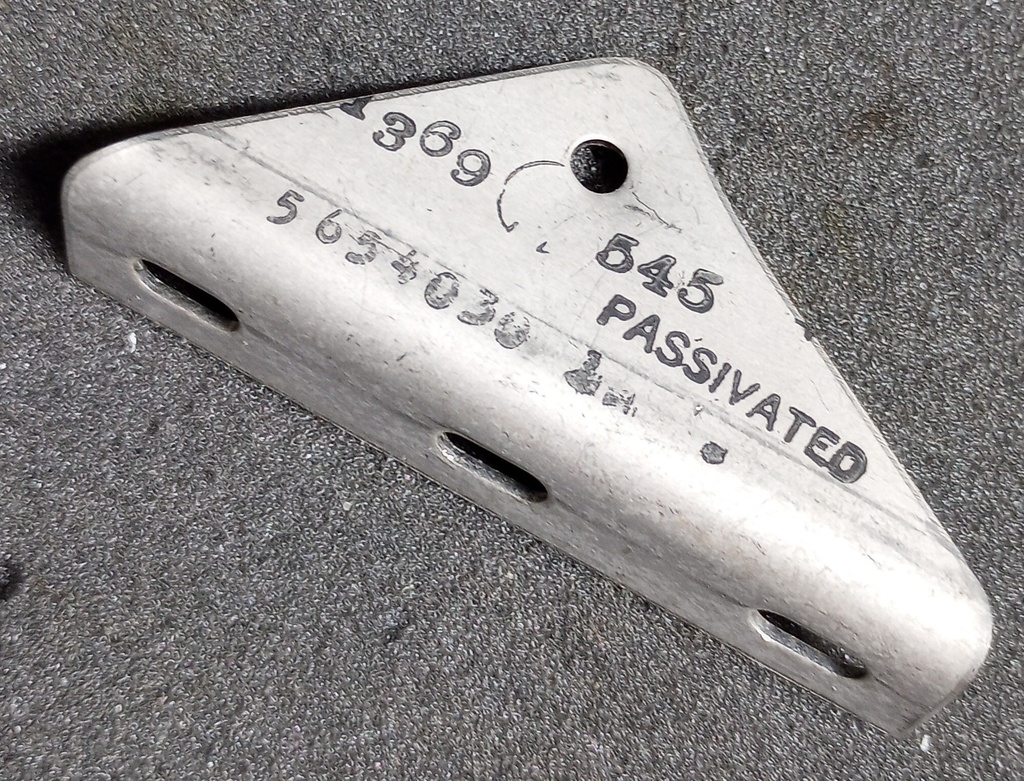 5654030-1