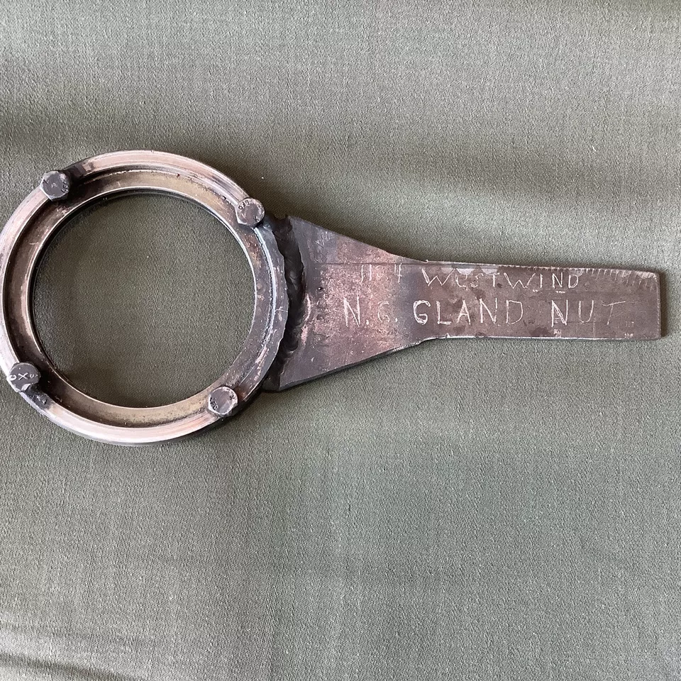 NoseGearGlandNutTool