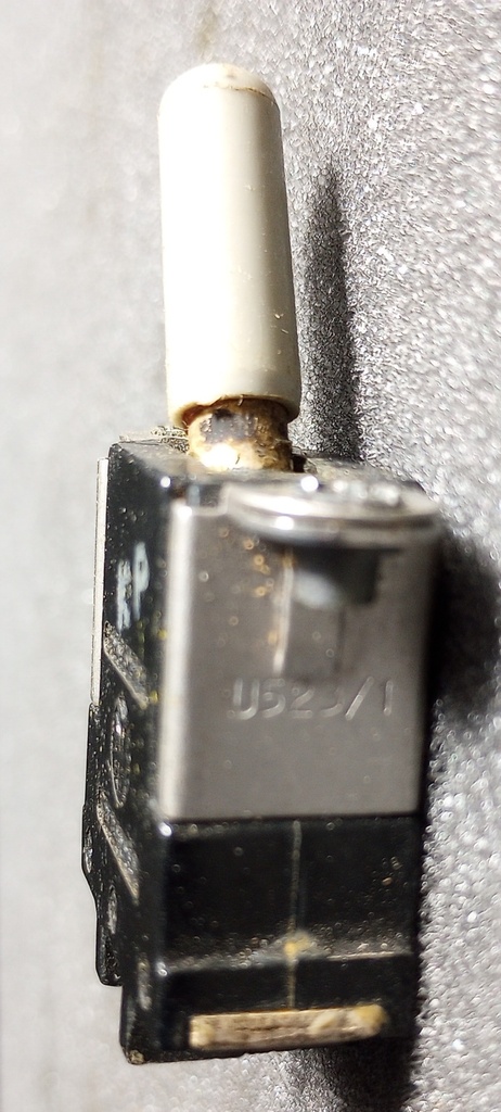 U523-1