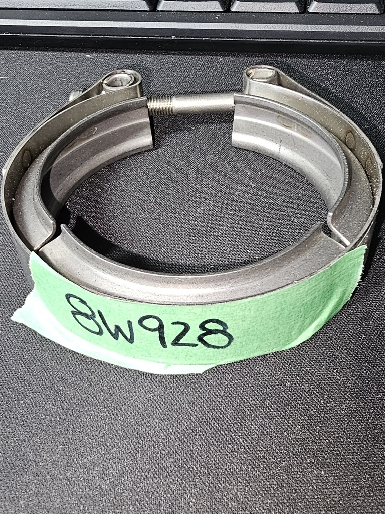 8W928