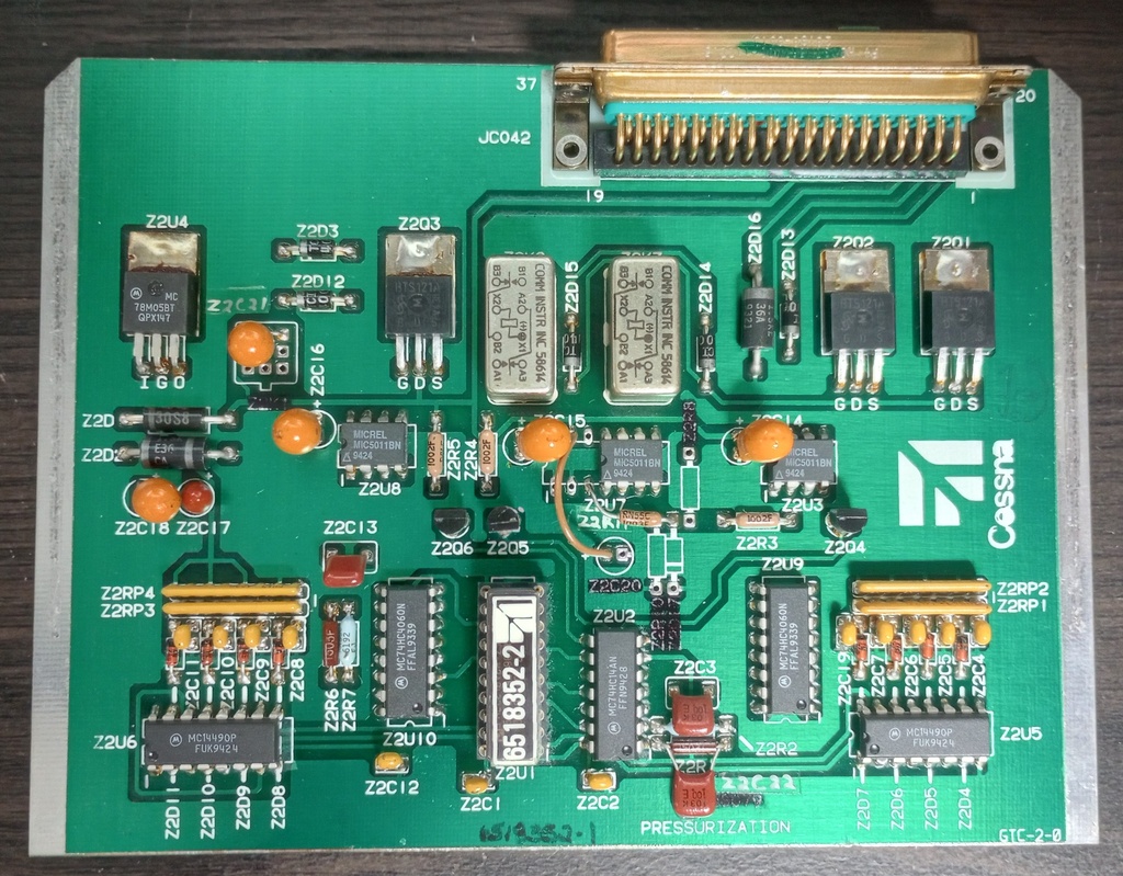 6518352-1