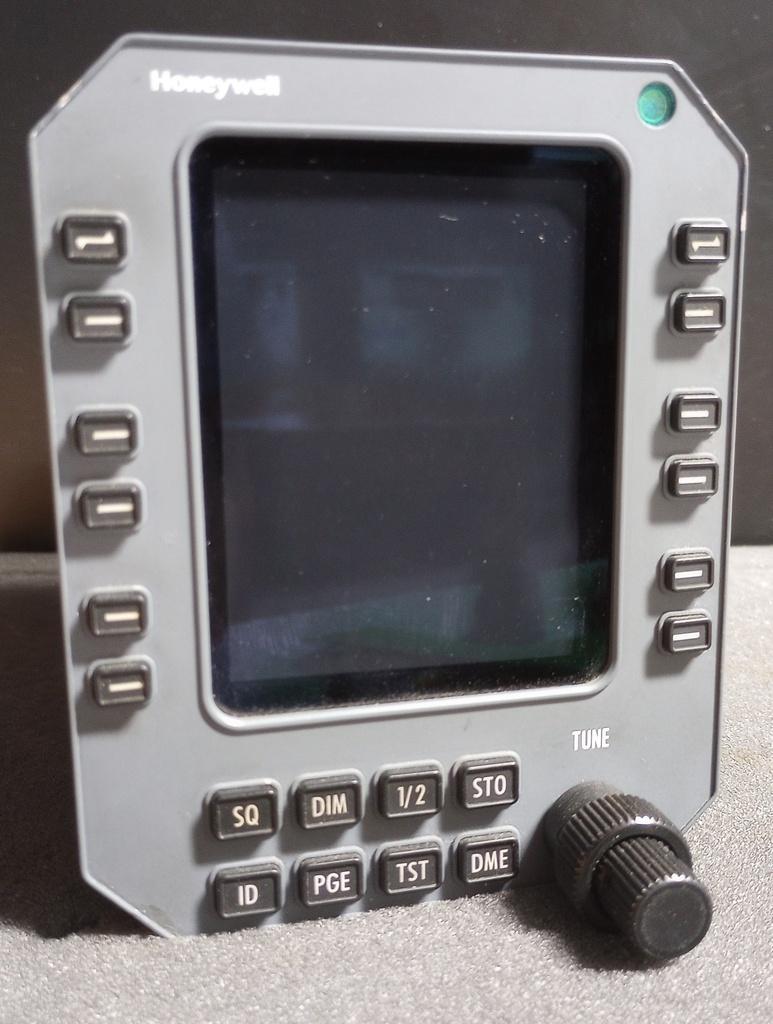 7012100-825