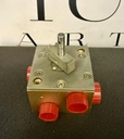 HE833